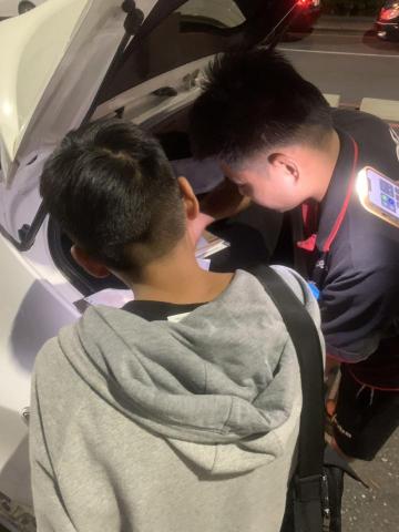 七先生中古車 - 