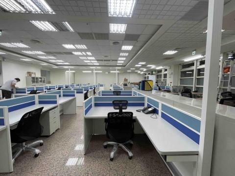 五員室內裝修設計有限公司/珈霏工程行 - 辦公空間 五員室內裝修設計有限公司/珈霏工程行 - 辦公空間