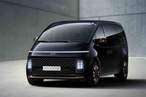 櫻花國際網約車 - Hyundai Staria 9人座