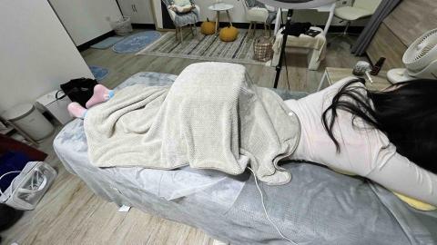 Yun-Ching Sun - 紋路修復工作中