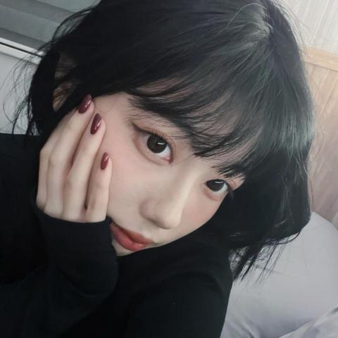 提供Word Excel服務的專家Anna