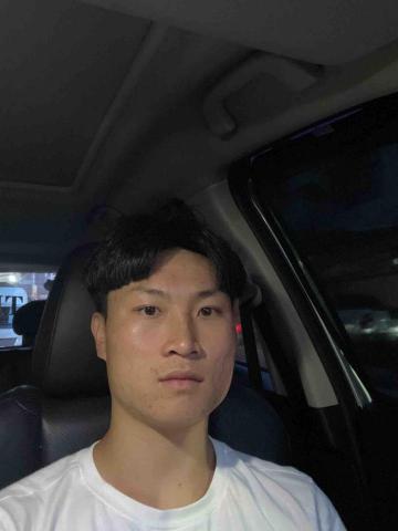 提供晚班兼職送貨服務的專家穆建銘