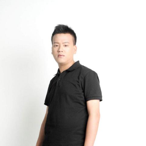 提供2000元沙發服務的專家小吳