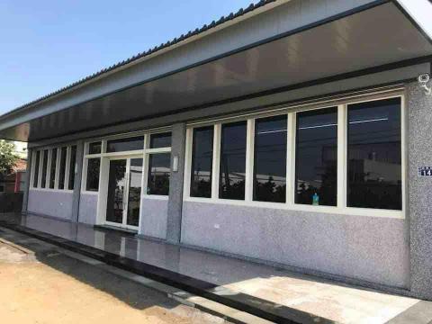 星泰金屬工程邱東泰 - 不鏽鋼秀面玻璃雙開門