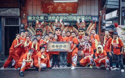 唯創設計有限公司 - 宮廟團體服設計印製 唯創設計有限公司 - 宮廟團體服設計印製