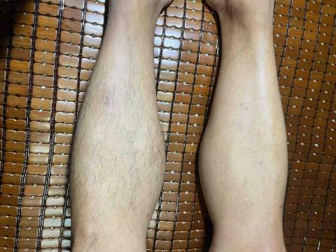 潘欣怡 - 小腿毛 潘欣怡 - 小腿毛