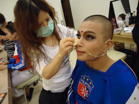 Jeany Huang - 高雄佛光山佛陀傳造型師