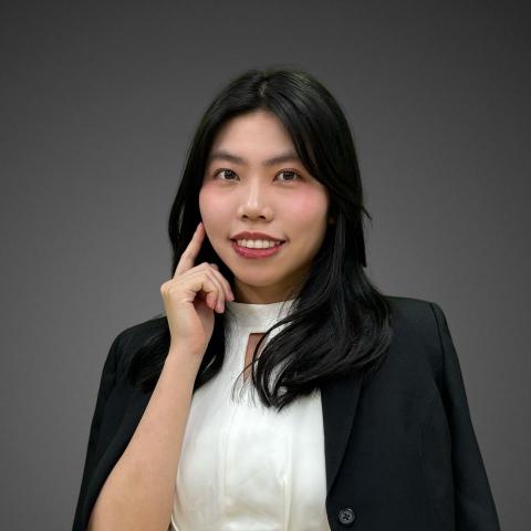 提供配音服務的專家Hazel Wang