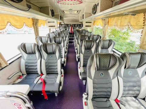 王柏廷 - 車內正面照