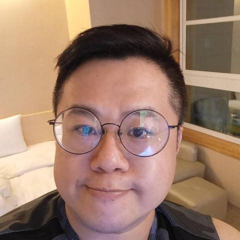 提供三餐服務的專家老六