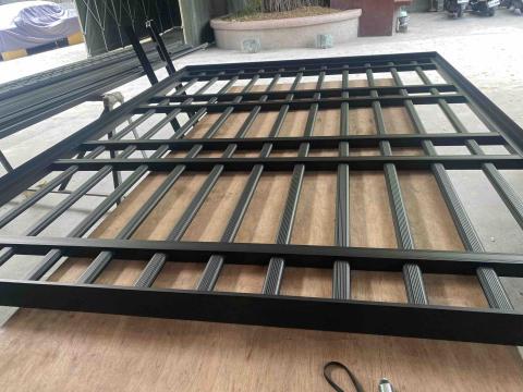 啟恆鋁門窗企業社 - 防盜窗設計