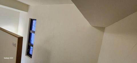 你為什麼不問問神奇海螺呢 - 苗栗縣竹南鎮，社區：La More，乳膠漆+壁紙清除+清運，施工前