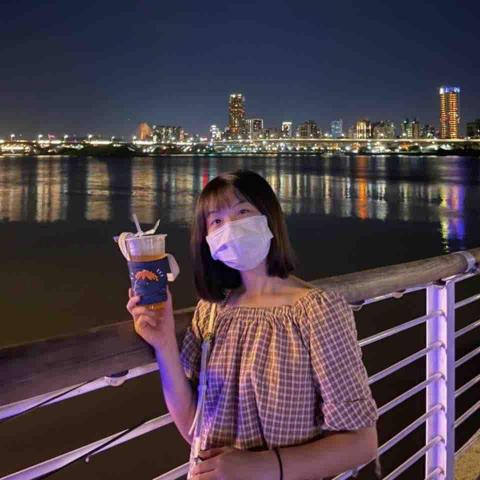謝依婷 謝依婷