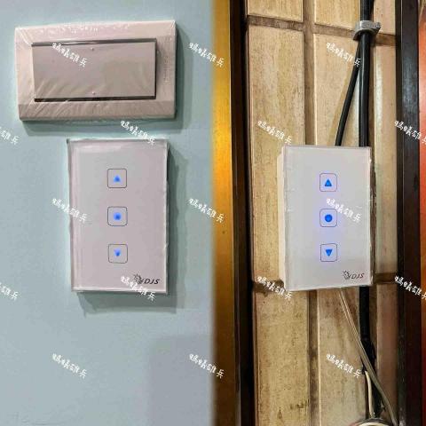 螞蟻雄兵-弱電水電工程(統包) - 偷偷跟你說,你不要跟別人說我有跟你說!
這是超級無敵方便的智慧居家系統其一!
家裡有鐵捲門是嗎?鑰匙圈掛滿一堆鑰匙和遙控器,電池沒電了買電池換,遙控器掉了花錢重做
到家了還要在外面等門打開,快到家的路上趕緊找遙控器開門,路邊的小花貓都替你擔心!
現在人手一支手機不離身,無論你人近在門口,遠在國外,都能遠端開門!啊你人如果在外太空我不知道,你可以幫我試試(///ω///)
裝了這個,只要遠端一鍵開門,搭配監視器監控,等司機放好貨離開了,就能遠端一鍵關門!全程你只是簡單的用一台你平時在用的手機操作~好心動!! 螞蟻雄兵-弱電水電工程(統包) - 偷偷跟你說,你不要跟別人說我有跟你說!
這是超級無敵方便的智慧居家系統其一!
家裡有鐵捲門是嗎?鑰匙圈掛滿一堆鑰匙和遙控器,電池沒電了買電池換,遙控器掉了花錢重做
到家了還要在外面等門打開,快到家的路上趕緊找遙控器開門,路邊的小花貓都替你擔心!
現在人手一支手機不離身,無論你人近在門口,遠在國外,都能遠端開門!啊你人如果在外太空我不知道,你可以幫我試試(///ω///)
裝了這個,只要遠端一鍵開門,搭配監視器監控,等司機放好貨離開了,就能遠端一鍵關門!全程你只是簡單的用一台你平時在用的手機操作~好心動!!