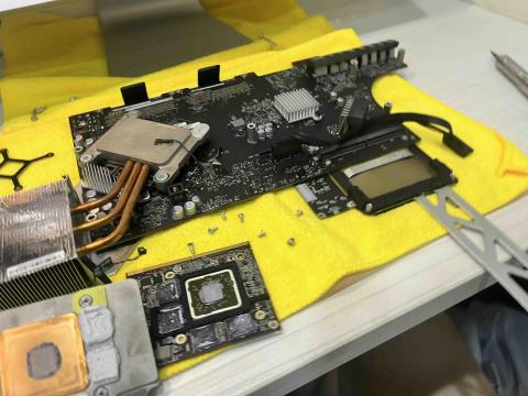 邱創史-Vic. - 桌機電路板查修