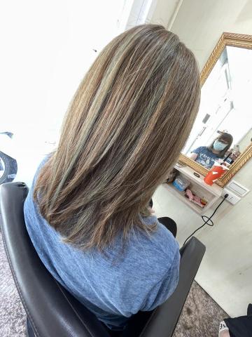 Now美髮沙龍 - 線條染