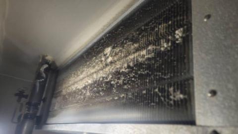 小正職人專業冷氣清洗 - 冷藏冰箱清洗前