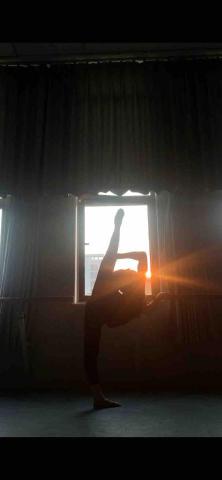 王韻筑 - 基本功訓練.軟度訓練