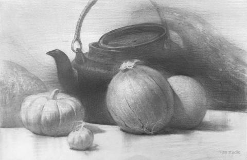 Han studio  邱柏翰 - 南瓜靜物組課堂示範，這組大小形狀變化很有趣。
很適合入門學習練習構圖、明暗分配

如果你對畫素描構圖及上色有興趣，
我們課堂上會帶著你學會畫畫的方法，請立即洽詢喔