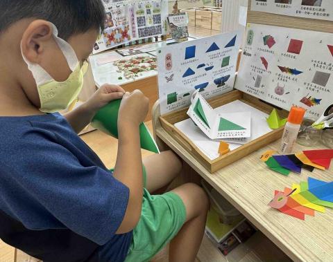 洪語謙 - 摺紙教學