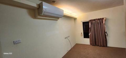 你為什麼不問問神奇海螺呢 - 苗栗縣竹南鎮，社區：La More，乳膠漆+壁紙清除+清運+局部批土，施工中