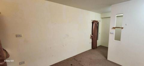 你為什麼不問問神奇海螺呢 - 苗栗縣竹南鎮，社區：La More，乳膠漆+壁紙清除+清運+局部批土，施工中