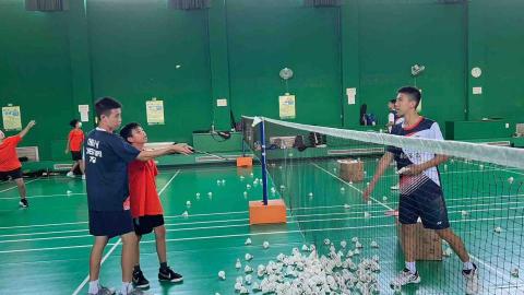 簡博軒 - 手把手教學讓學生更適應感覺