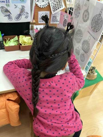 洪語謙 - 編髮-麋鹿