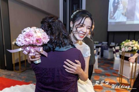 REH Wedding 伯樂禮-攝影造型團隊 -  REH Wedding 伯樂禮-攝影造型團隊 -