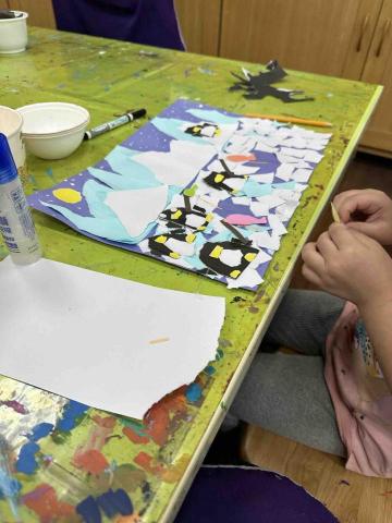 洪語謙 - 撕貼畫