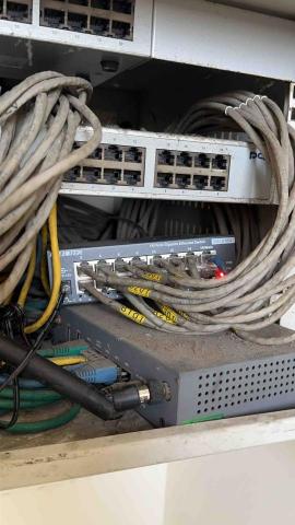 元宇通訊工程行 - 更換套房vlan hub