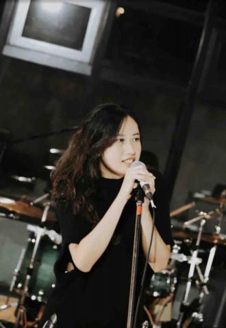 提供配樂服務的專家楊嵐庭