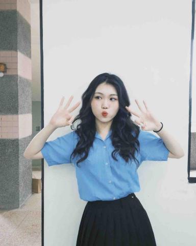 提供書法服務的專家語倩｜陪讀、陪玩、家教