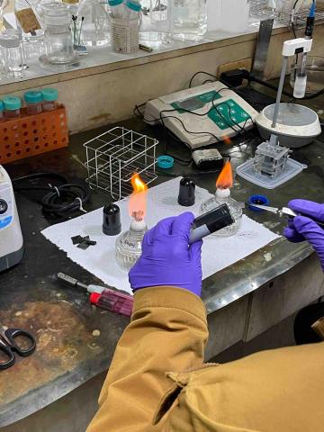 蕭程安 - 化學實驗