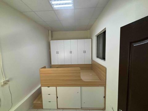 一一組裝工作室 - 