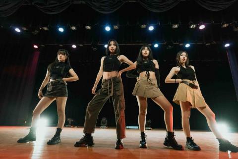 鄭庭妤 - 舞社成發