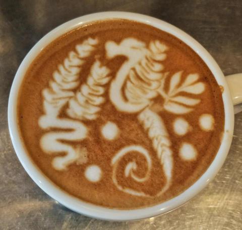 張耀翔 - 咖啡拉花：海馬