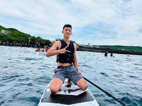 提供高爾夫球tee服務的專家廖晉彤