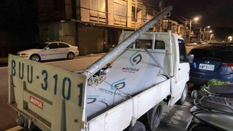 董祐誠 - 協助載運您施工所需的用品