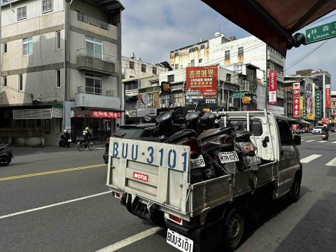 董祐誠 - 機車跨縣市托運 報廢車托運 道路救援
