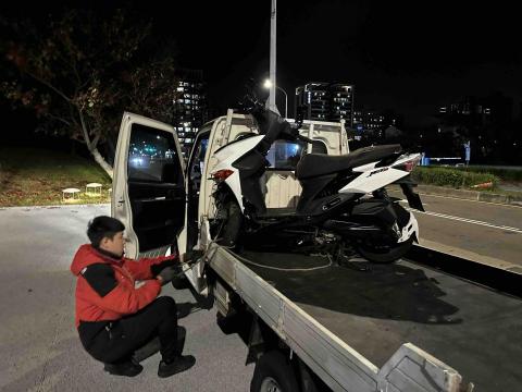 董祐誠 - 事故車救援