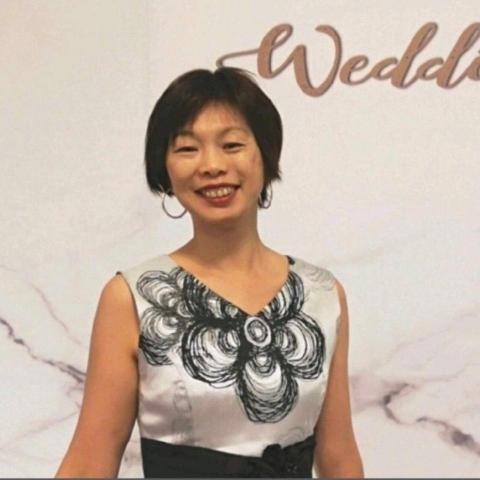 提供兒童美語會話服務的專家Enya