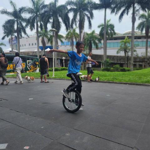 獨輪車教學&玩轉一輪車 - 