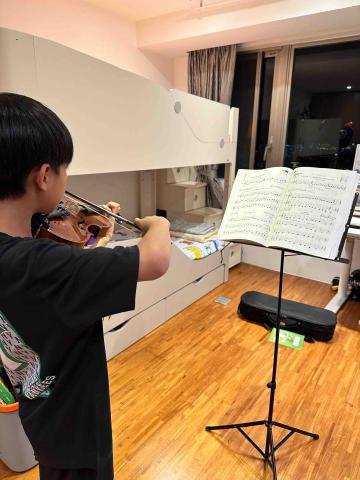 余姿穎｜小提琴教學｜鋼琴教學｜陪練 - 小提家教