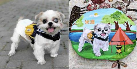 畫布、石頭彩繪(寵物、人物肖像似顏繪) - 左圖為客戶提供相片，右圖為成品，飼主說道米酒與家人一起在湖邊野餐不亦樂呼，神韻都有抓到很喜歡，療癒全家人。此顆訂價$1,500元。