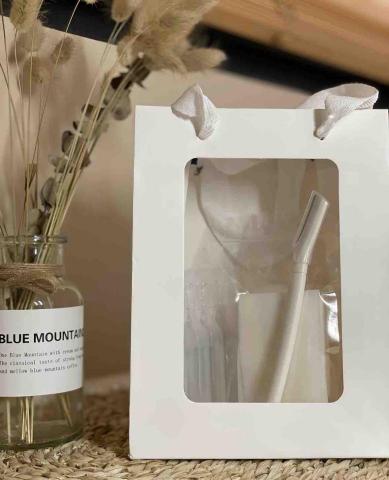 眉技術紋繡美學空間 - 