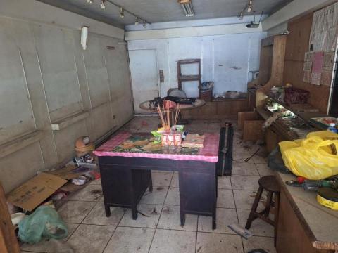 優迅拆運工程 - 施工前拜拜 優迅拆運工程 - 施工前拜拜