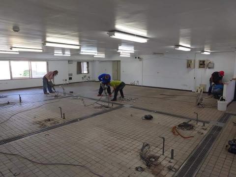 呂俊儀 - 人員施工