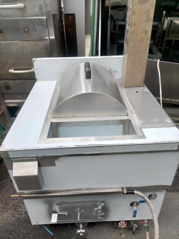 羅文鑑 - 腸粉爐