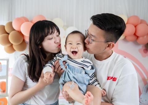 LouisaChenStudio - 寶寶周歲抓周活動照
